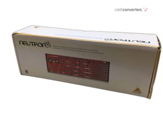 sintetizador behringer neutron
