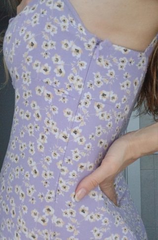 Vestido lila floral