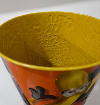 Cubo metálico Minions