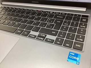 pc portatil samsung np750xgj