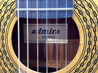 guitarra clasica admira fiesta