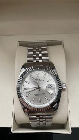 Reloj Rolex Datejust Plata Elegante