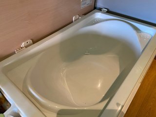 Cambiador bebé 4 cajones + bañera de Prenatal.