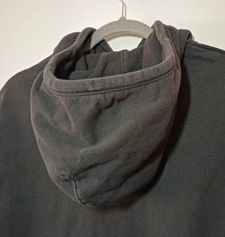 Sudadera Levi's con capucha negra