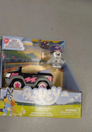 Bluey Coche y Figura Muffin