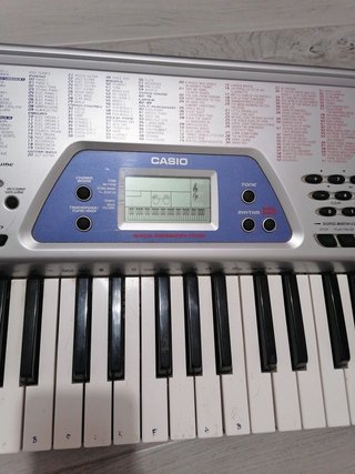 Teclado Electrónico CASIO CTK-481