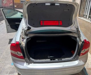 Volvo S40 1.6 Kinetic gasolina Nacional averiado