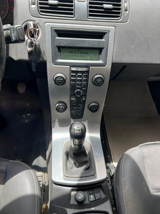 Volvo S40 1.6 Kinetic gasolina Nacional averiado