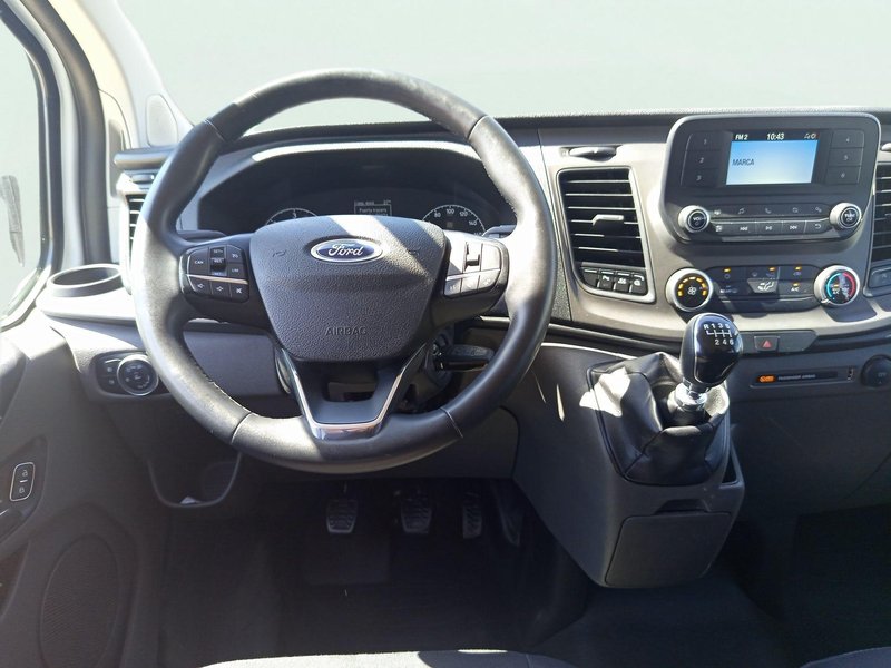 Ford Transit Custom 2023, foto 9