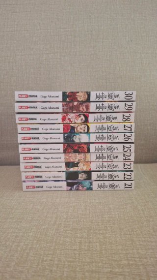 Jujutsu Kaisen 1-30 mai sfogliati
