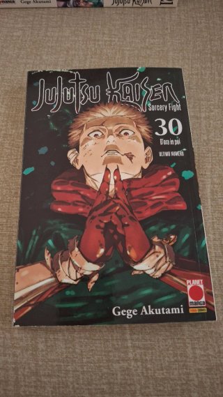 Jujutsu Kaisen 1-30 mai sfogliati