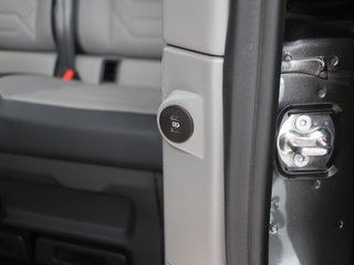 Ford Grand Tourneo Custom BEV 64kWh L2 Titanium X 160 kW (218 CV)