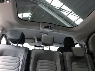Ford Grand Tourneo Custom BEV 64kWh L2 Titanium X 160 kW (218 CV)