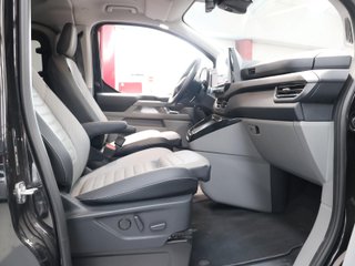 Ford Grand Tourneo Custom BEV 64kWh L2 Titanium X 160 kW (218 CV)