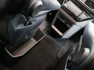 Ford Grand Tourneo Custom BEV 64kWh L2 Titanium X 160 kW (218 CV)