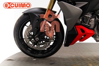 DUCATI STREETFIGHTER V2