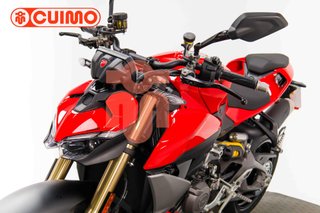 DUCATI STREETFIGHTER V2