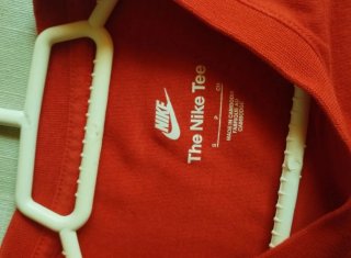Camiseta Nike Roja