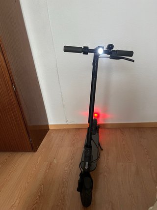 Patinete Eléctrico Xiaomi Essential