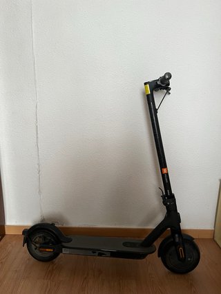Patinete Eléctrico Xiaomi Essential