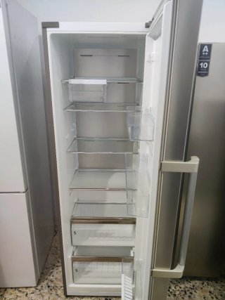 Congelador Hisense Plateado