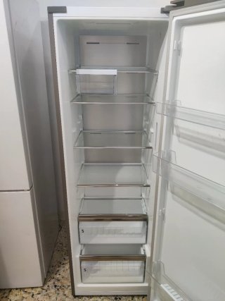 Congelador Hisense Plateado