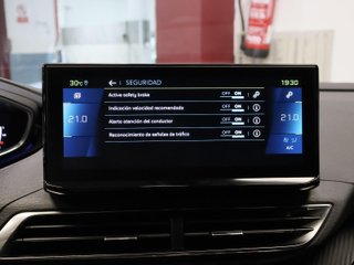 Peugeot 3008 Hybrid 180 Allure Pack e-EAT8 132 kW (180 CV)