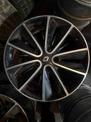 JUEGO LLANTAS RENAULT LAGUNA III BERLINA R17