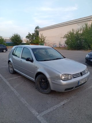 Volkswagen Golf 2003