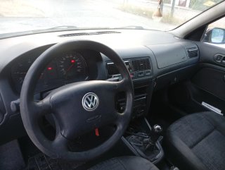 Volkswagen Golf 2003