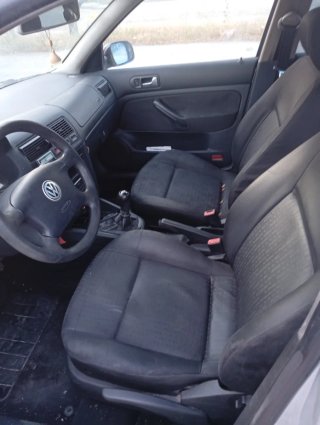 Volkswagen Golf 2003