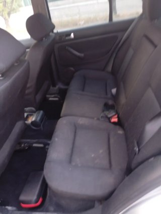 Volkswagen Golf 2003