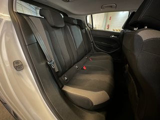 PEUGEOT 308 ETIQUETA C 1.6 BlueHDi 120CV DIESEL
