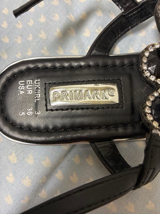 Sandalias