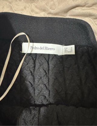 Falda Pedro del Hierro Negra