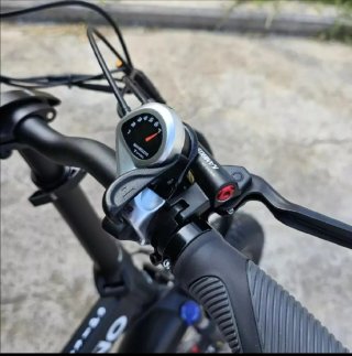 Bicicletta Elettrica nera