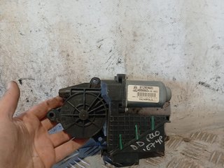 MOTOR ELEVALUNAS DELANTERO DERECHO VOLKSWAGEN POLO IV (9N3) 6Y2959801