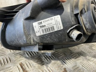 FARO DERECHO OPEL CORSA B 90444785
