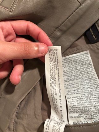 Pantalón efecto piel Massimo Dutti T34