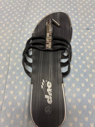 Sandalias DNE Talla 37 Negro y Plata