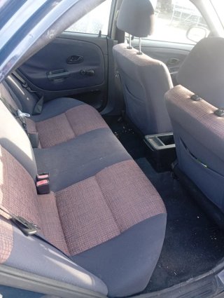 Mitsubishi Carisma 1998