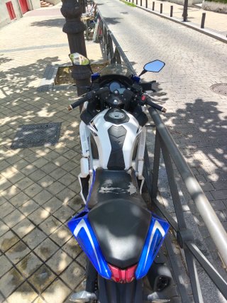 Moto Mitt GP1 Azul y Blanca