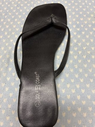Sandalias negras