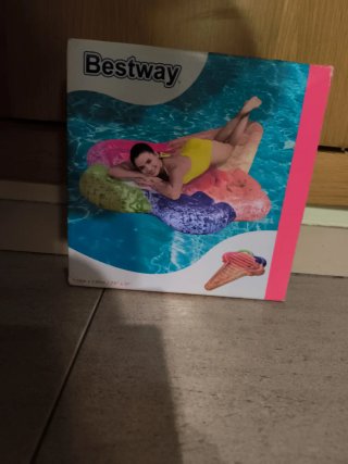 Materassino gonfiabile Bestway a forma di gelato