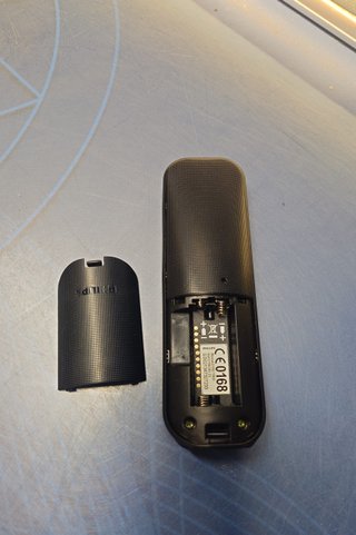3 Telefoni cordless Philips D150 Trio, buone condizioni