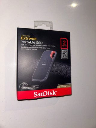 SanDisk Extreme SSD Portátil 2TB PRECINTADO de Segunda mano por