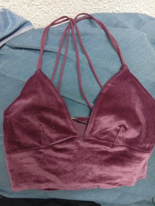 Top corto Stradivarius Burdeos Talla XS