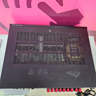 Amplificador YAMAHA RX-V767