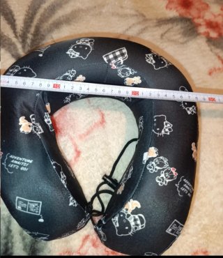 Almohada de viaje Hello Kitty Sanrio
