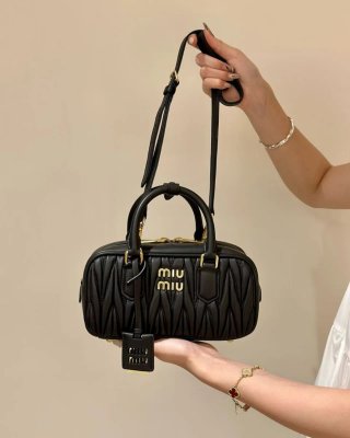 Borsa Miu Miu Nera Oro